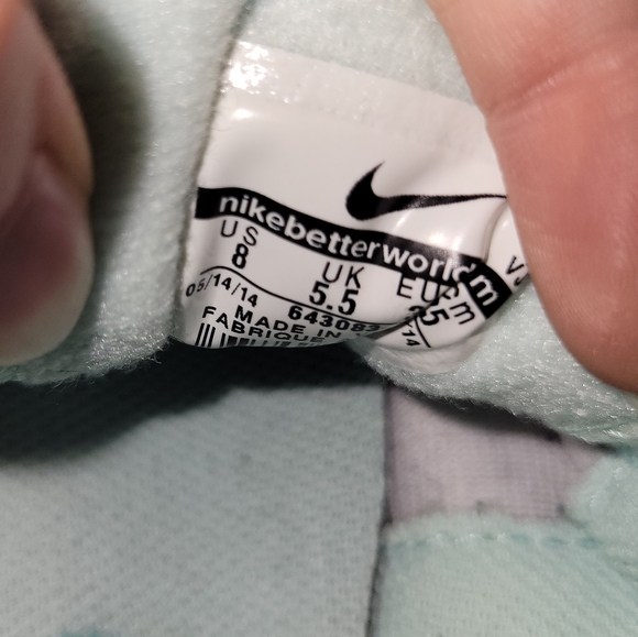 NIKE Womens Tennis Shoes Size 8 Teal Gray - Picture 9 of 9